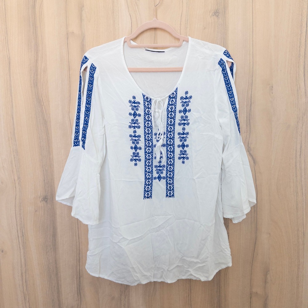 Womens Embroidered Boho Blouse Size M White Blue Bell Sleeve Coastal Peasant